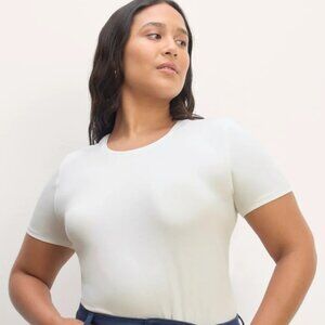 The Form Tee White size Medium